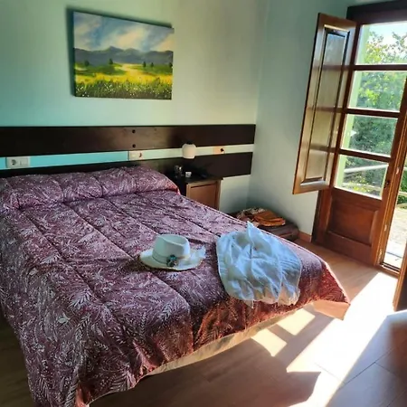 De Alquiler Integro La Cantina De Villarmayor-asturias *